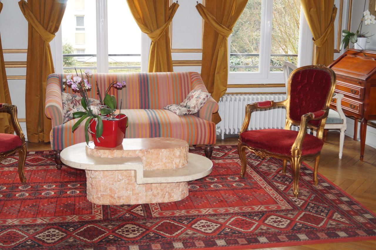 Saint-Aubin-lès-Elbeuf Hotel Au Chateau Blanc المظهر الخارجي الصورة