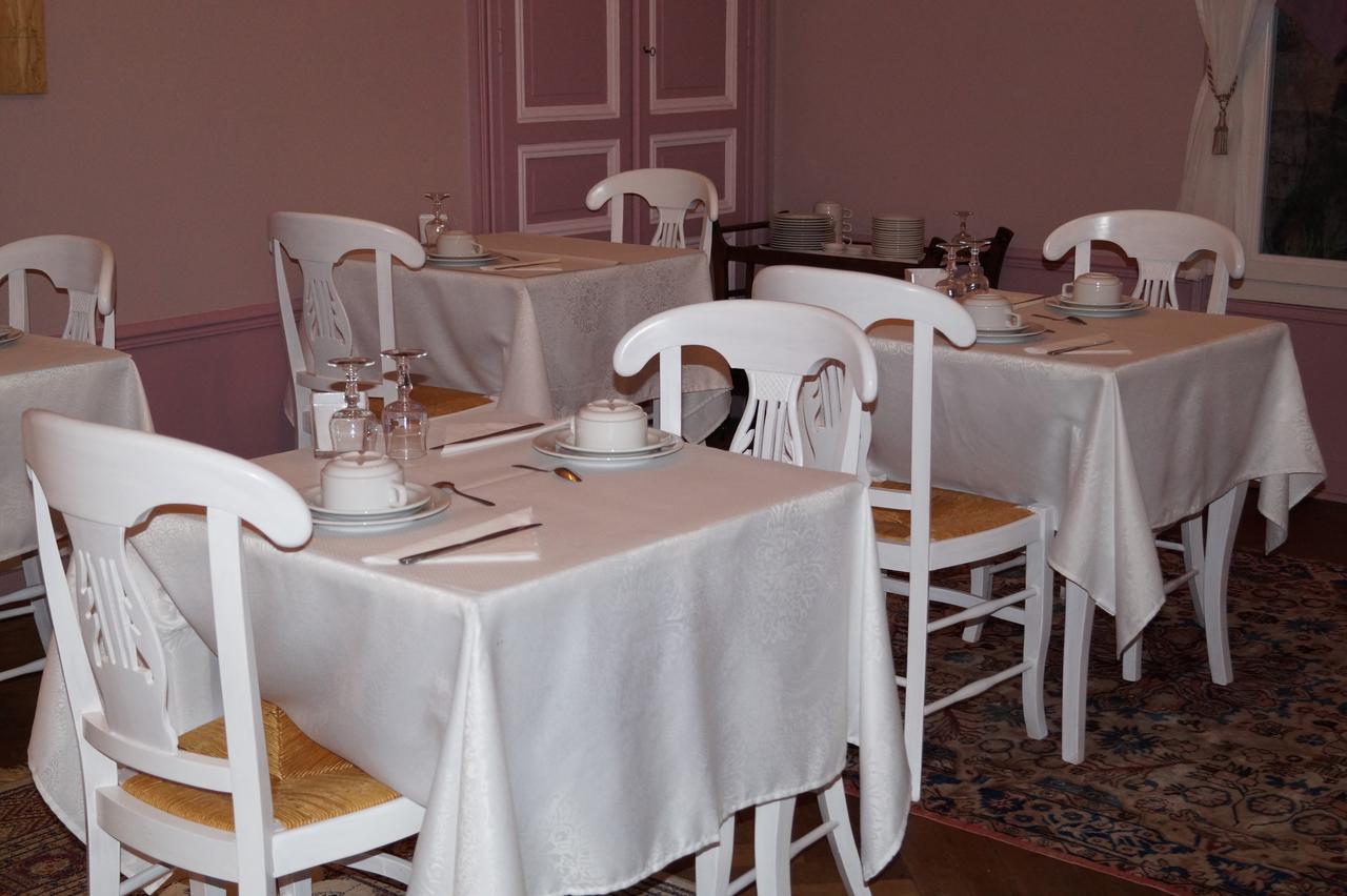 Saint-Aubin-lès-Elbeuf Hotel Au Chateau Blanc المظهر الخارجي الصورة